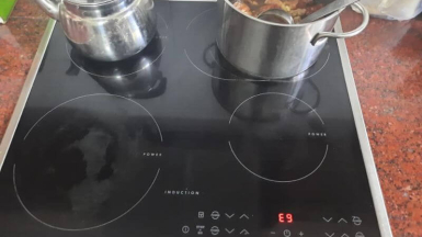 Bảng Mã Lỗi Bếp Từ Electrolux Mới Nhất: Nguyên Nhân & Cách Sửa Tại Nhà